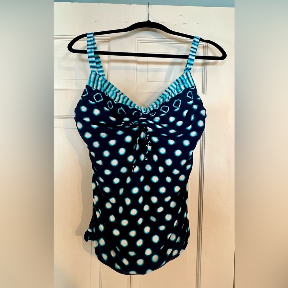 Coco Reef Underwire Bra Style Tankini Swim Top Size 36DD Blue & White Polka Dots